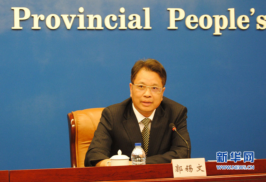 中共宁德市委书记郭锡文介绍宁德经济社会发展情况.新华网 刘丰 摄