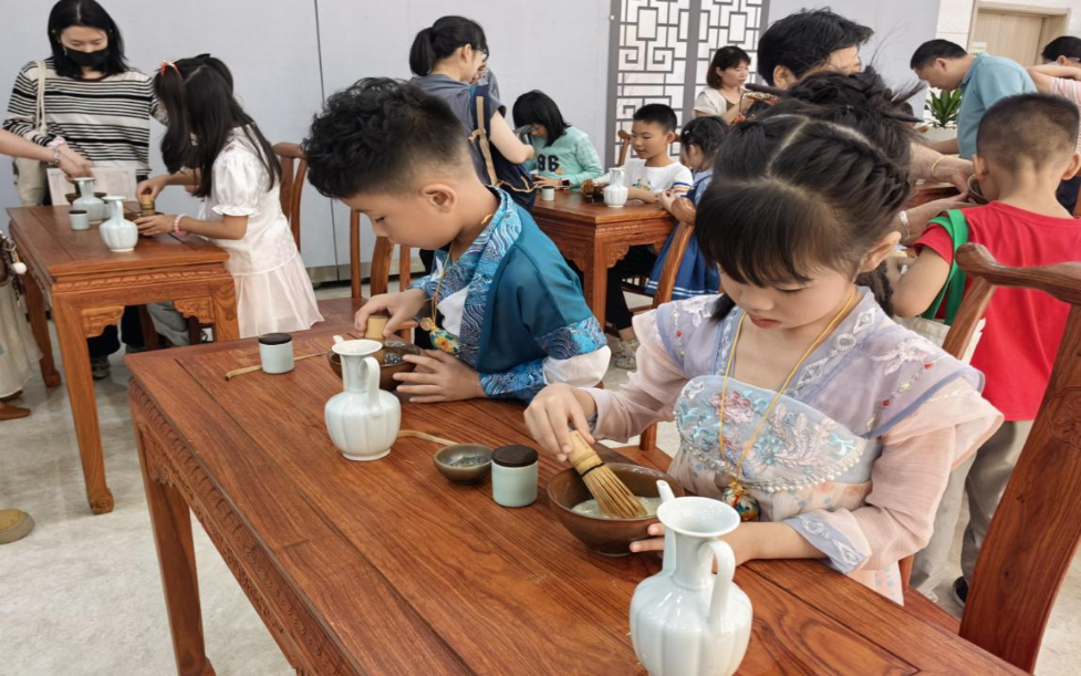 福建少儿图书馆：非遗少年行 文化共传承-新华网