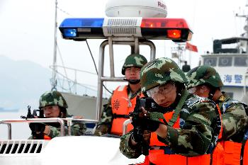 福建海警:苦练精兵保平安