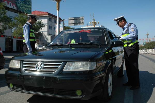 福建省122交通安全宣传 _ 专题 _ 新华网福建频