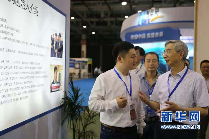 “三维码”的故事:一个“低级错误”引发的革命