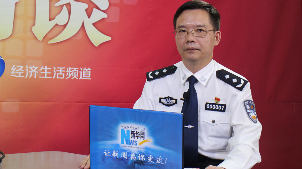 本期话题:改善城市交通环境 打响治堵组合拳