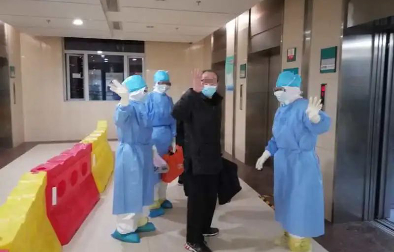 福建医疗队接管的这个重症病区已有7名患者出院