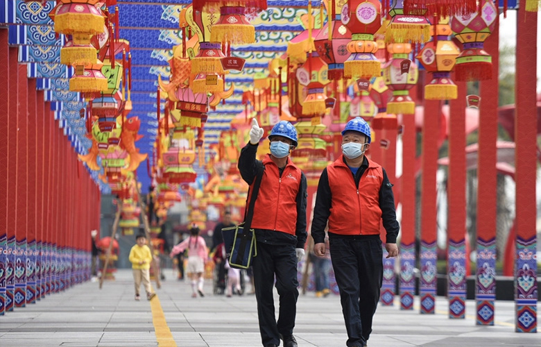 組圖丨福建南安：挂花燈迎元宵